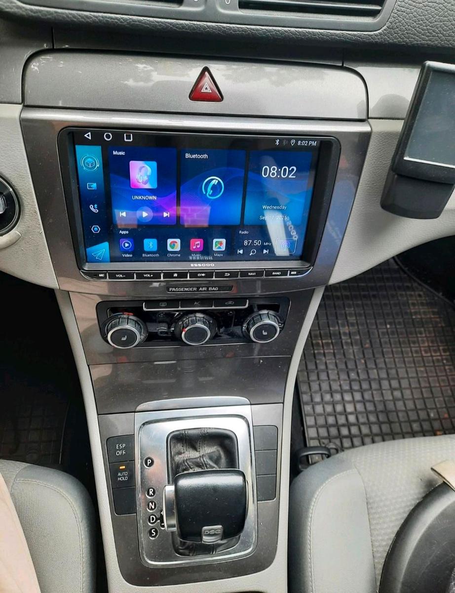 Volkswagen Passat 2010 — photo 15