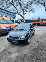 Opel opel corsa b .Tüv .Neue.4 türig.servo zent... - Opel Corsa aus 1998: B