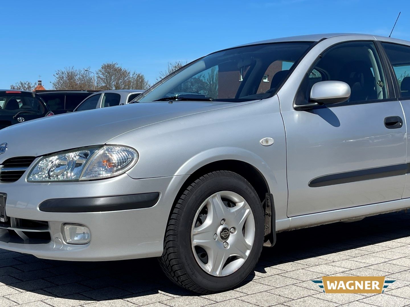 Fahrzeugabbildung Nissan Almera Comfort Klimaanlage 1 - Hand