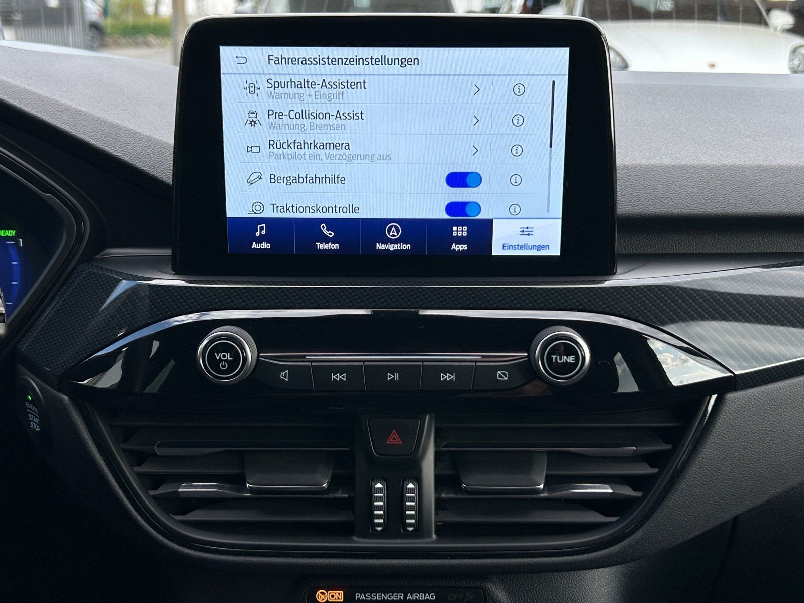 Fahrzeugabbildung Ford Kuga ST-Line X Aut./LED/KAMERA/GRA/NAVI/B&O/SHZ/
