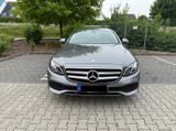Mercedes-Benz E 200 AVANTGARDE Autom. AVANTGARDE - : Privatanbieter, Auto