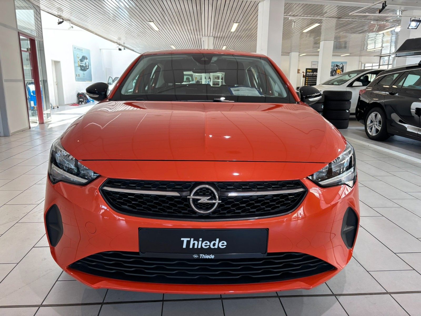 Fahrzeugabbildung Opel Corsa-e F EDITION 7KW NAVI/VIRT/SHZ/DAB/WÄRMEP.