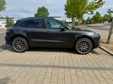Porsche Macan EZ 21 ACC Bose AHK 21 Zoll Reifen Neu