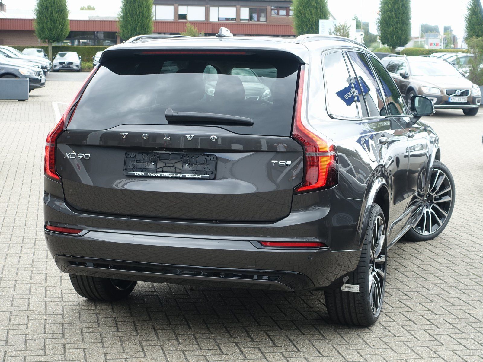 Volvo XC90 Ultra Dark T8 AWD Four-C Massage AHK B&W foto 2