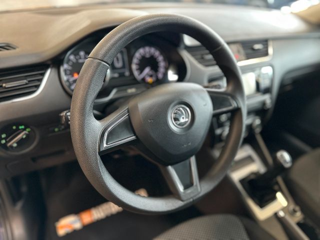 Skoda Octavia Combi Ambition *Klima*Radio*PDC*Isofix*