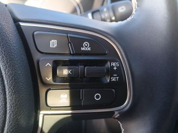 Kia Niro e-Niro Spirit +Navi+LED+Kam.+KeyLess+SHZ+LM