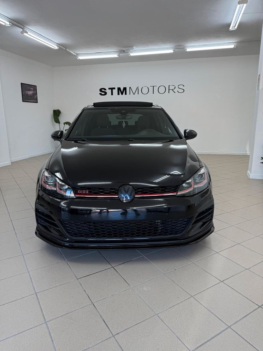 Volkswagen Golf GTI Performance 2.0 245 CV TSI D imagem 3