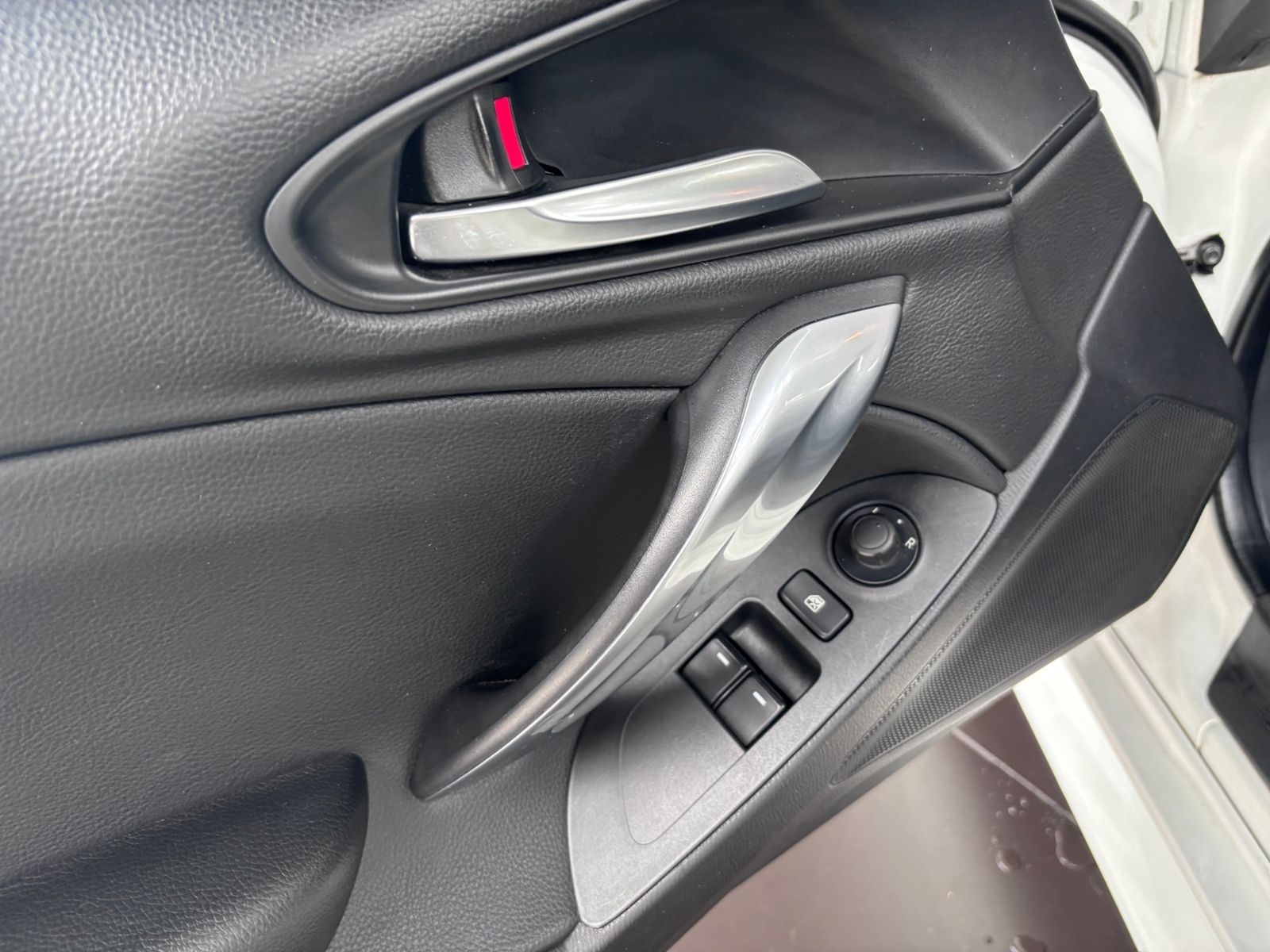 Fahrzeugabbildung Fiat 124 Spider Lusso LED NAVI ALU