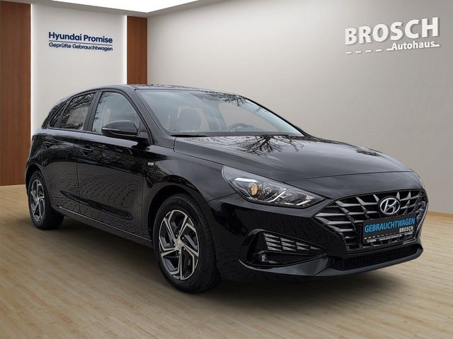 Hyundai i30 1.0T 48V SELECT 1HD GARANTIE-4.28 PDC+KAMERA