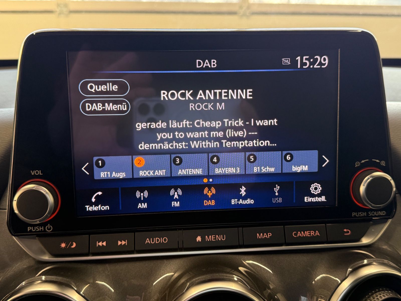 Fahrzeugabbildung Nissan Juke Hybrid N-Connecta - Navi,  Winter-P.