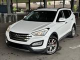 Hyundai Santa Fe 2,0 CRDI - Hyundai SANTA FE mit Diesel-Antrieb: Geländewagen, 2.0