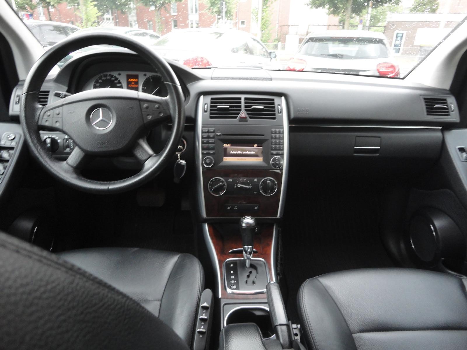Mercedes-Benz B 180 CDI Autom Navi Lamellendach Klima SHZ PDC