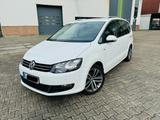 Volkswagen Sharan 2.0 TSI DSG Cup Highline Xen,Nav,Pano,Kam - Volkswagen Sharan Cup mit Benzin-Antrieb