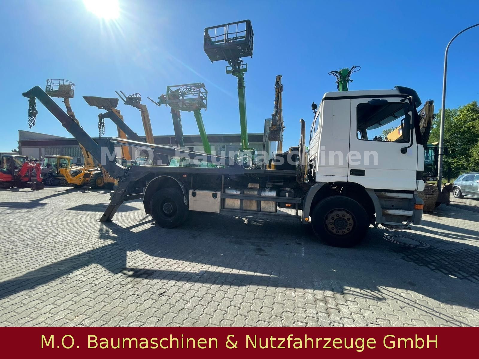 Fahrzeugabbildung Mercedes-Benz Actros 1835 /Blatt/Blatt 6-Zyl/EPS