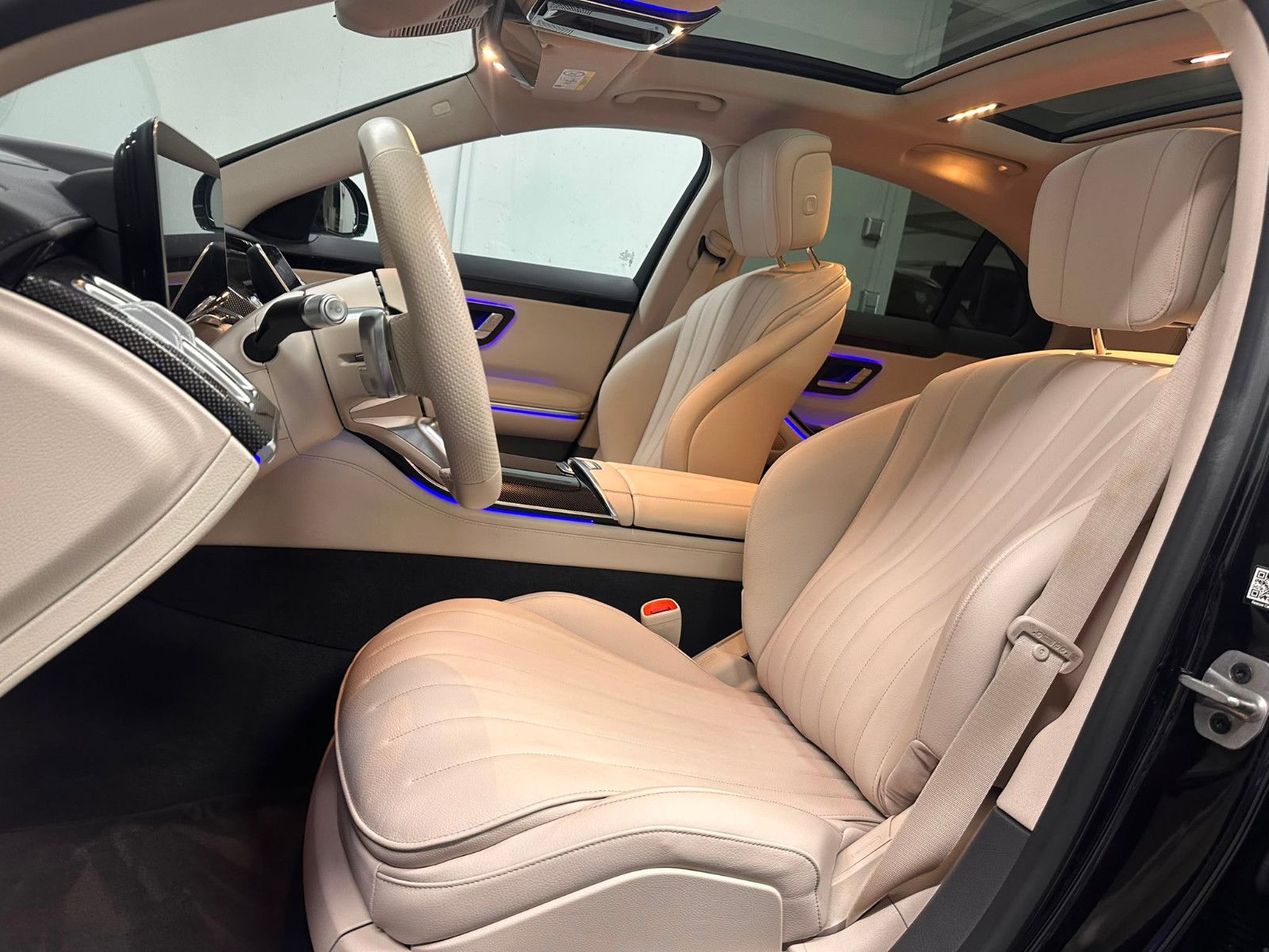 Fahrzeugabbildung Mercedes-Benz S 350 d AMG-LINE *PANO*HEADUP*3D*KEYGO*