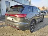 Volkswagen Touareg 3.0 TDI AHK 19Z 4SHZ 4ZON Easy IQ.Drive - VW Touareg in Gelsenkirchen