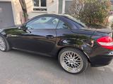 Mercedes-Benz SLK 350 - Automatik Top gepflegt  - Mercedes-Benz SLK-Klasse in Stuttgart