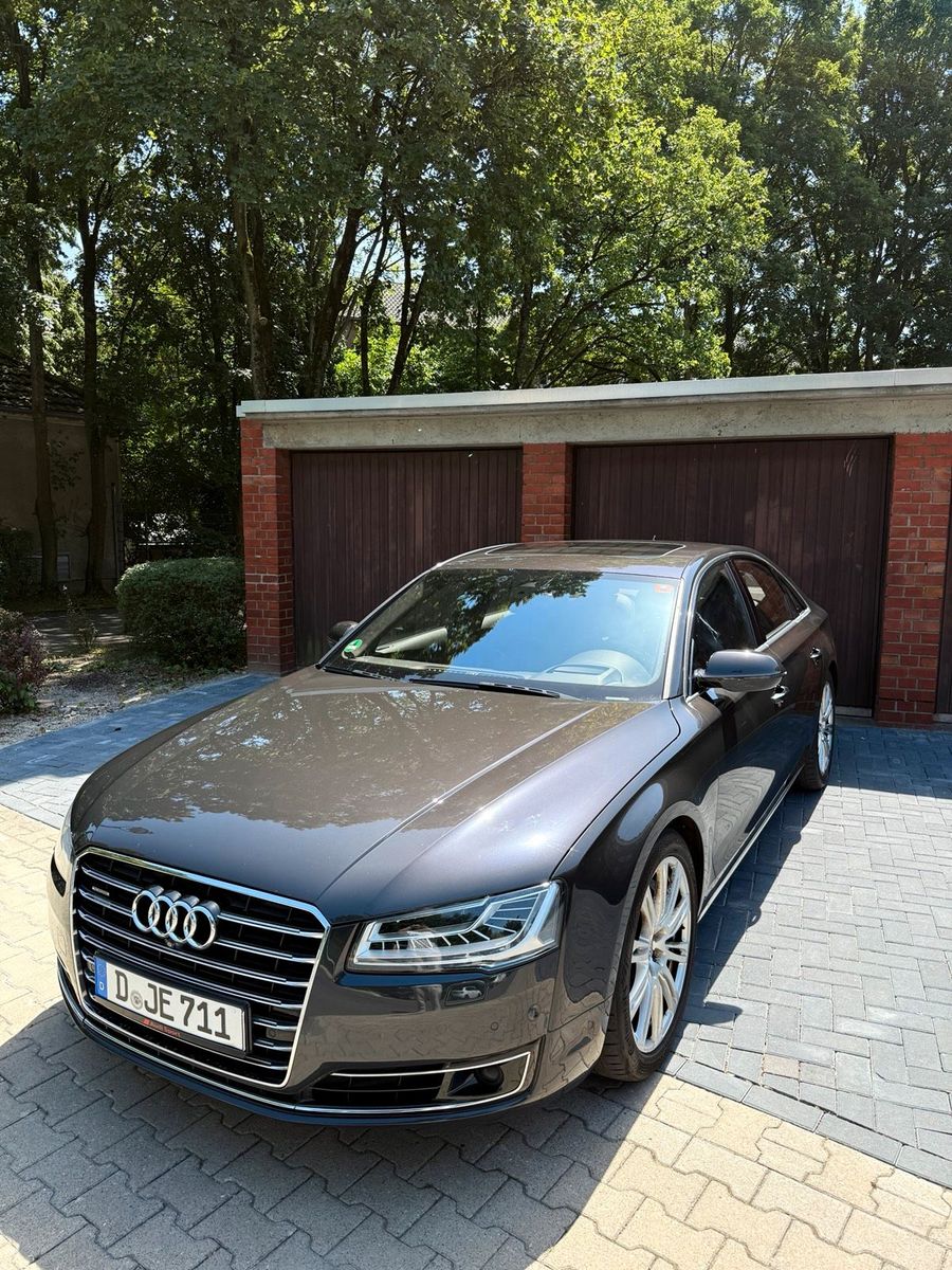 AUDI Audi A8 4.0 TFSI QUATTRO