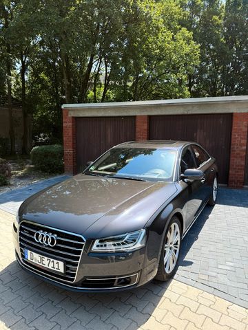 AUDI Audi A8 4.0 TFSI QUATTRO