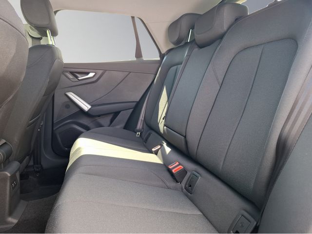 Q2 30 TFSI advanced Standheizung, AHK, Klima