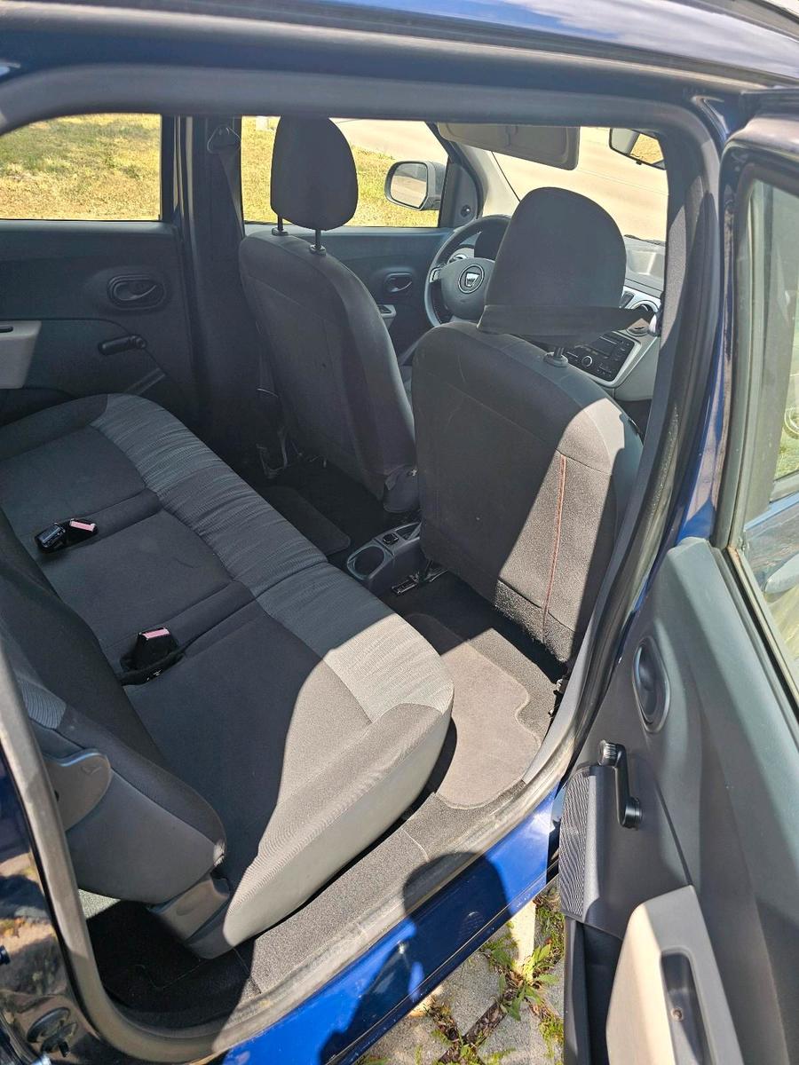 Dacia Lodgy 2012 — photo 7