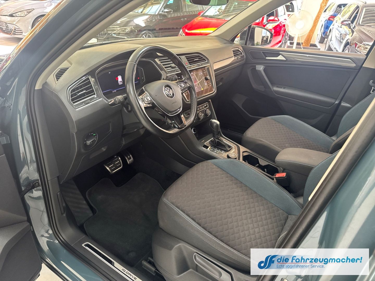 Fahrzeugabbildung Volkswagen Tiguan IQ.DRIVE Start-Stopp 4Motion StandHZG El