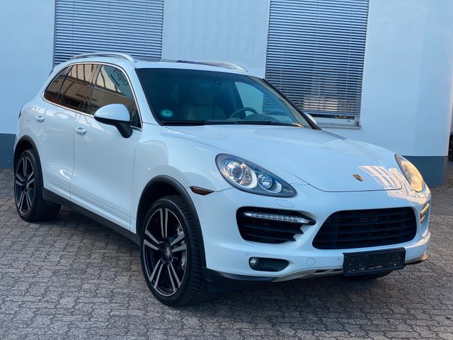 Porsche Cayenne S 4.8 V8 *Navi/Kamera/Panorama/AHK/4XShz