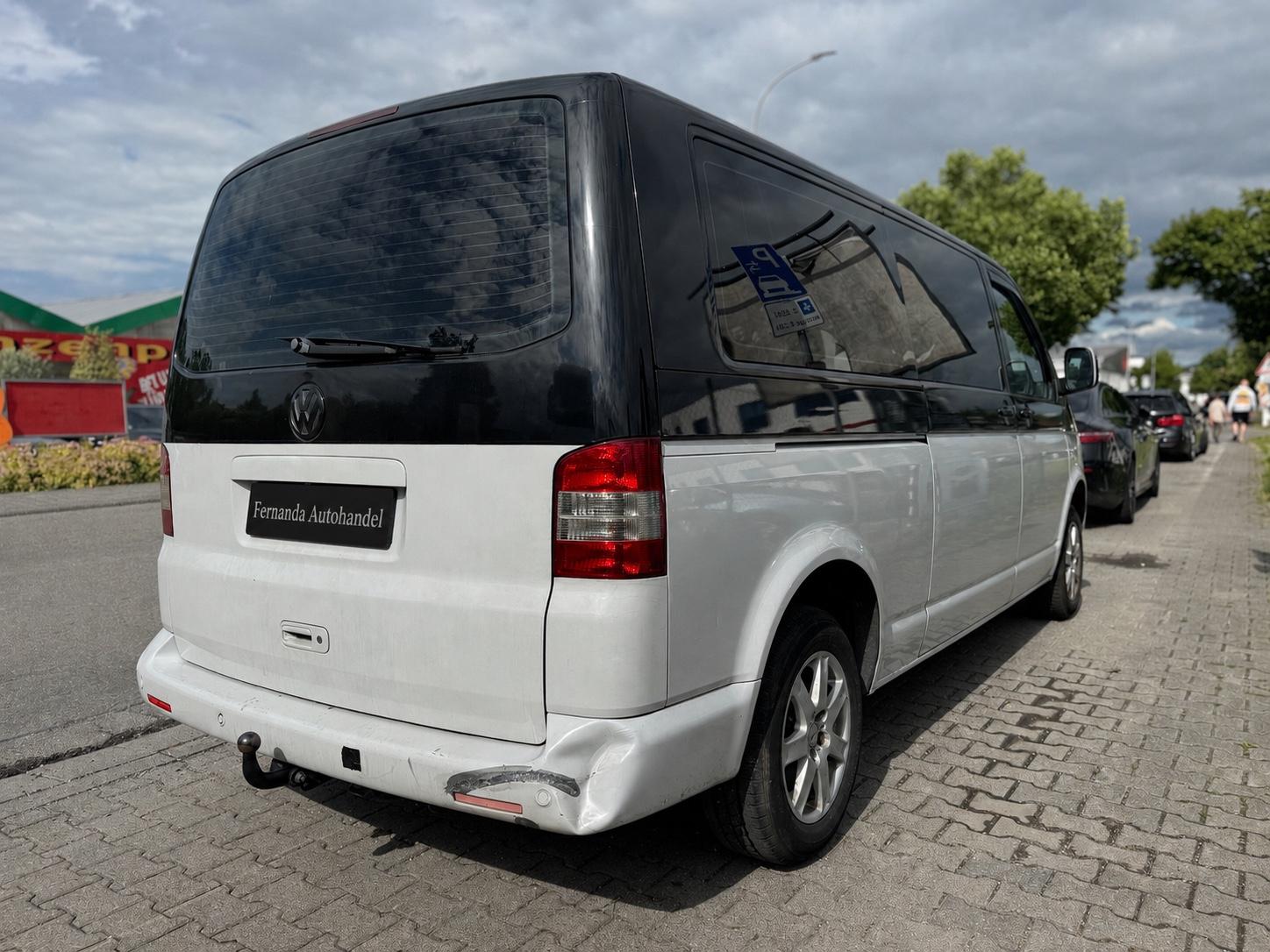 Volkswagen T5 Transporter Bus Caravelle Comfortline lang