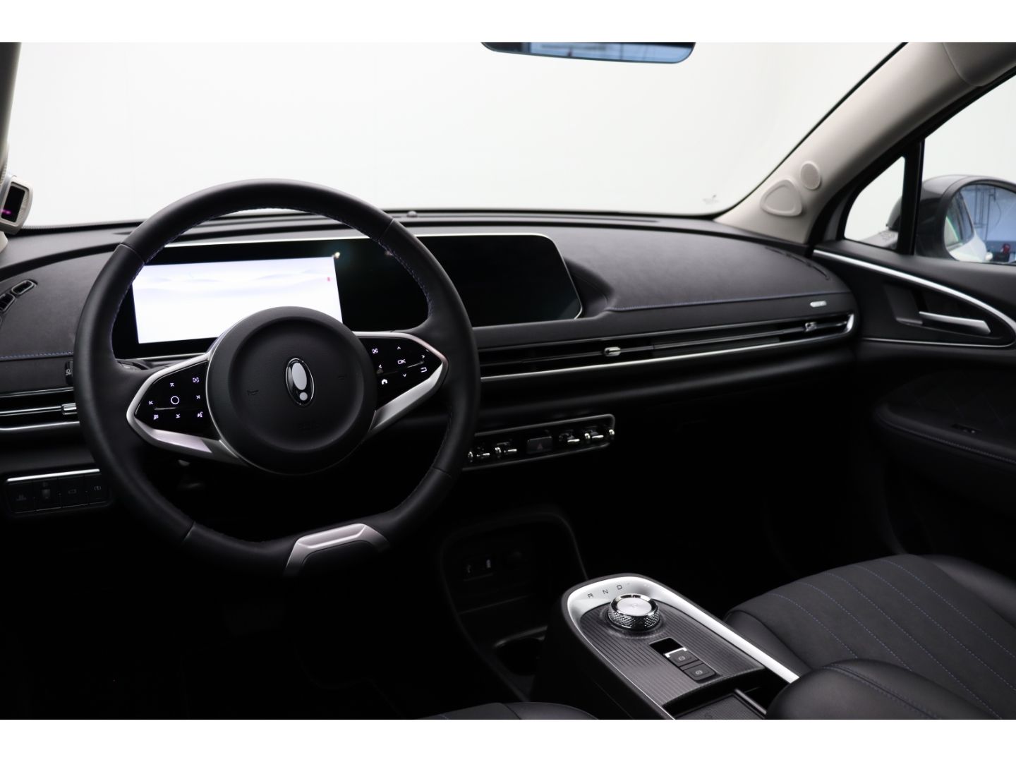 Fahrzeugabbildung GWM ORA 03 400 PRO WPF Navi Leder LED ACC Kamera