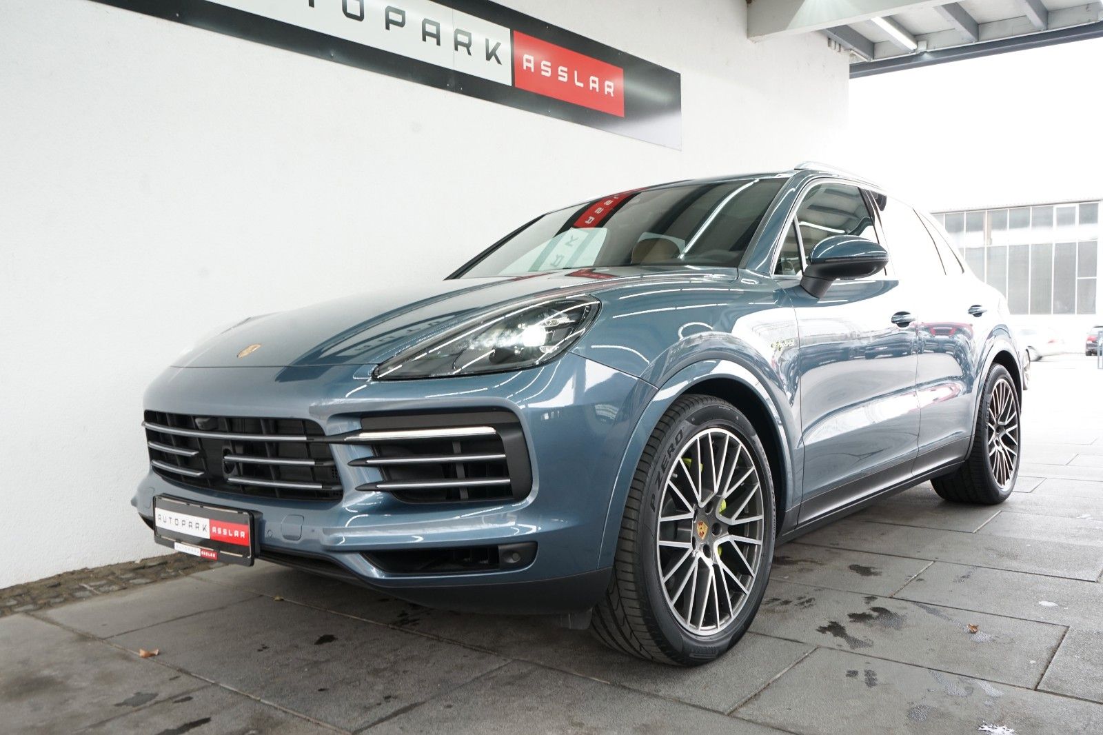 Porsche Cayenne E-Hybrid/154km/LUFT/PANO/AHK/14W/21z foto 20
