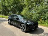 Volvo XC60 T6 R-Design AWD B&W HUD AHK STHZ Garantie - Volvo XC60 von privat