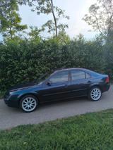 Ford Mondeo Ghia 2.0   HU 04/28 - Ford Mondeo aus 2001: Ghia