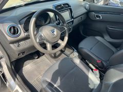 DACIA Spring Electric Comfort NAVI,KLIMA,BATTERIE 96% DACIA Spring Electric Comfort NAVI,KLIMA,BATTERIE 96%