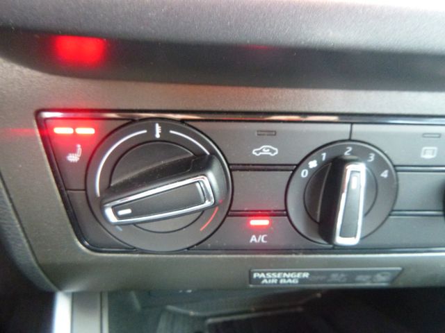 Fahrzeugabbildung Seat Arona 1.0 TSI Style>AUT/NAVI/LED/Sitzheizung<