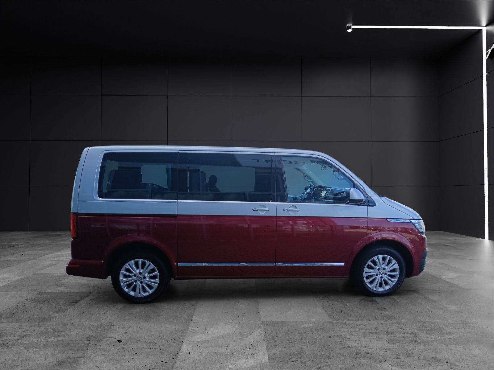 Fahrzeugabbildung Volkswagen T6 Multivan T6.1 TDI Exclusive DSG STH LED AHK N