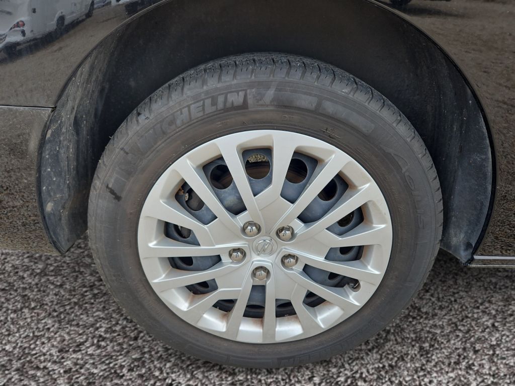 Fahrzeugabbildung Opel Vivaro 2.0 D Cargo M Standheizung, Kamera