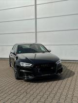 Audi RS3 2.5 TFSI  quattro Sportback  - Audi RS3: Schwarz