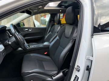 Volvo XC60 - 12