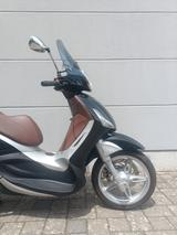 Piaggio BEVERLY 350 SPORT TOURING **MIT TOPCASE** - PIAGGIO BEVERLY