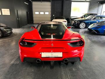 2015 Ferrari 488 GTB 照片 5