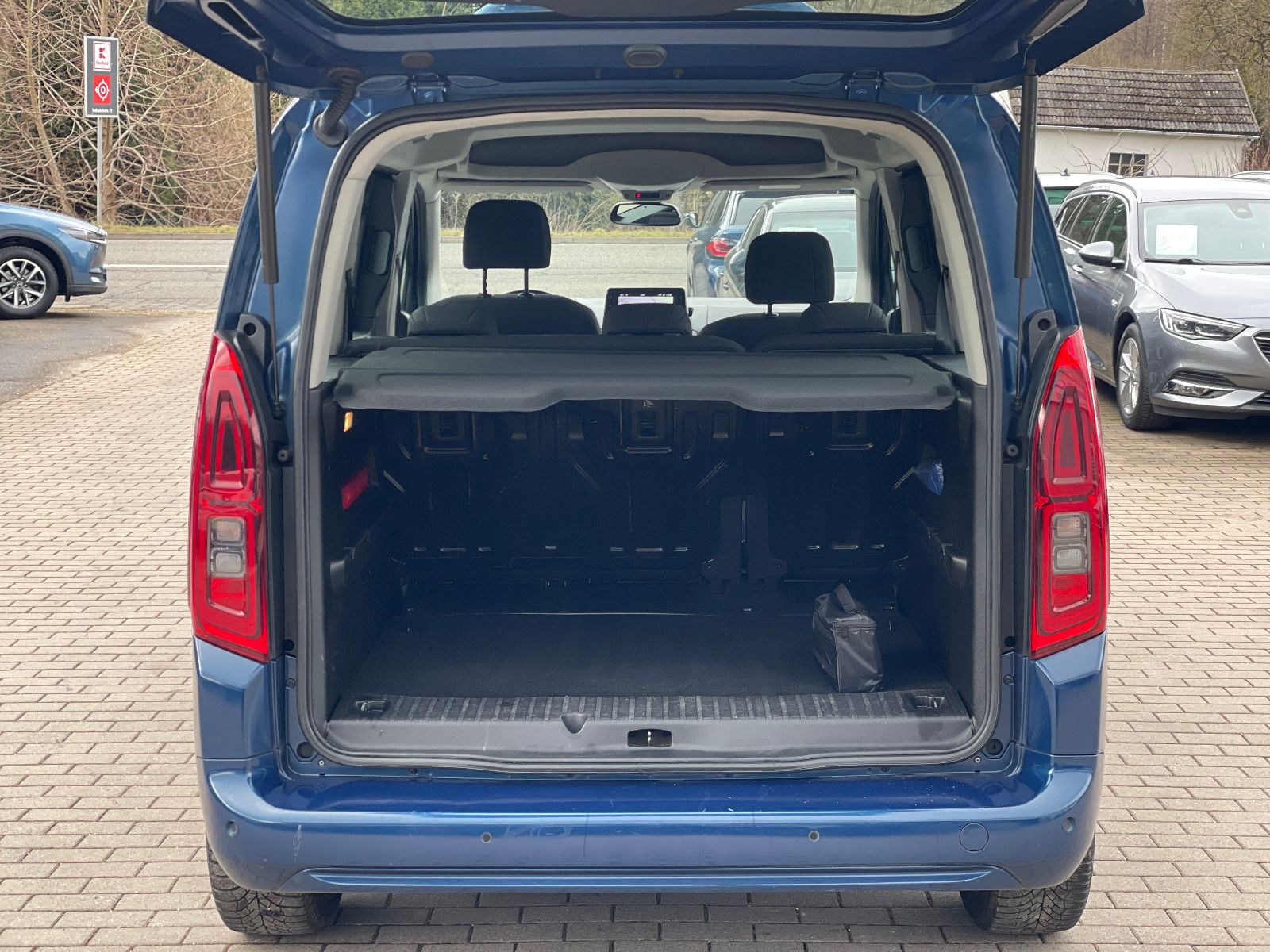 OPEL Combo Life, 2021, Benzin, 110 PS