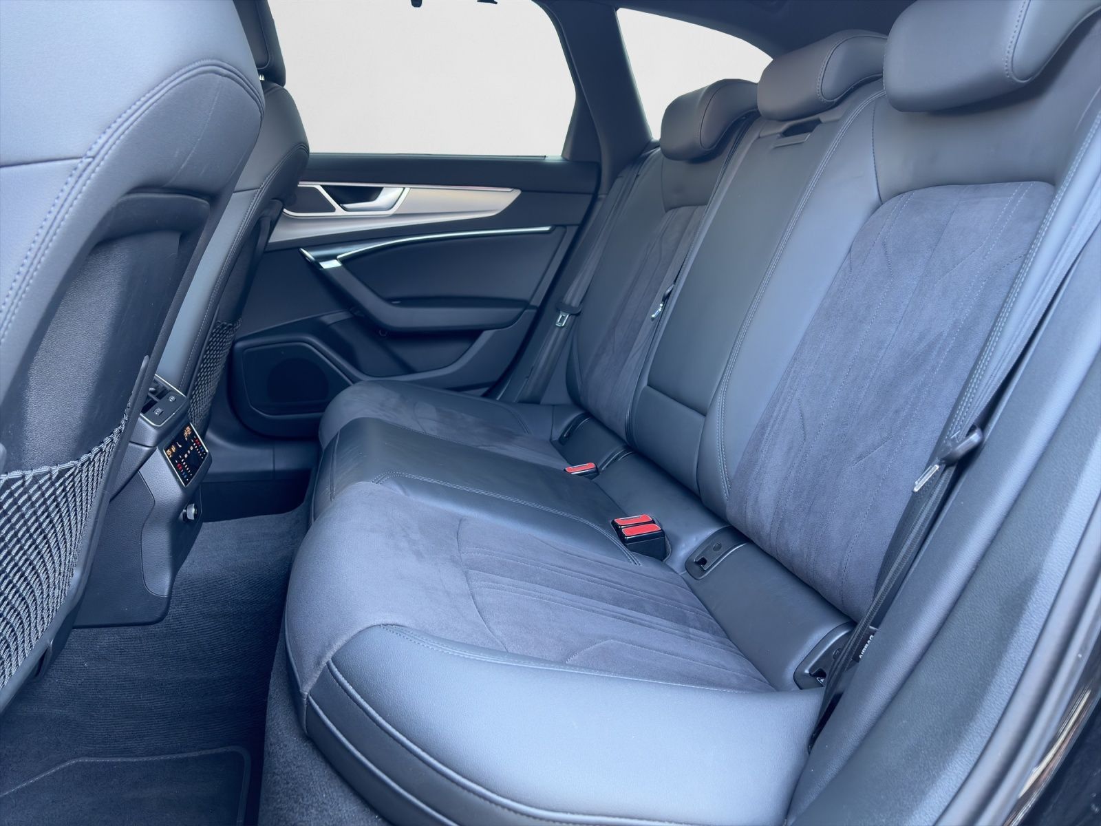 Audi A6 - Bild 14