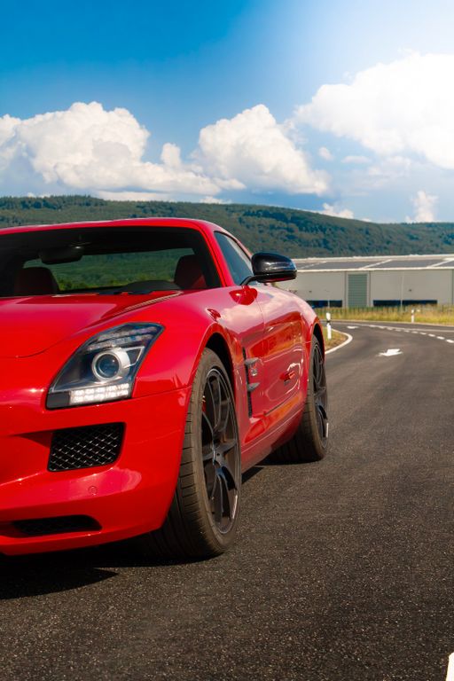 MERCEDES-BENZ SLS 2014