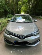 Toyota Auris Hybrid Team Deutschland 1,8 4 Cyl CVT - Toyota Auris mit Hybrid-Antrieb: Navigationssystem, Limousine, Euro5, 1.8