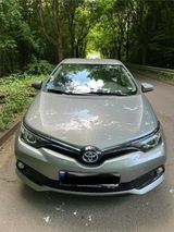 Toyota Auris Hybrid Team Deutschland 1,8 4 Cyl CVT - Toyota Auris: D4d