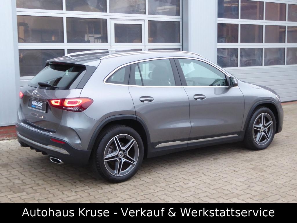 Mercedes-Benz GLA 200