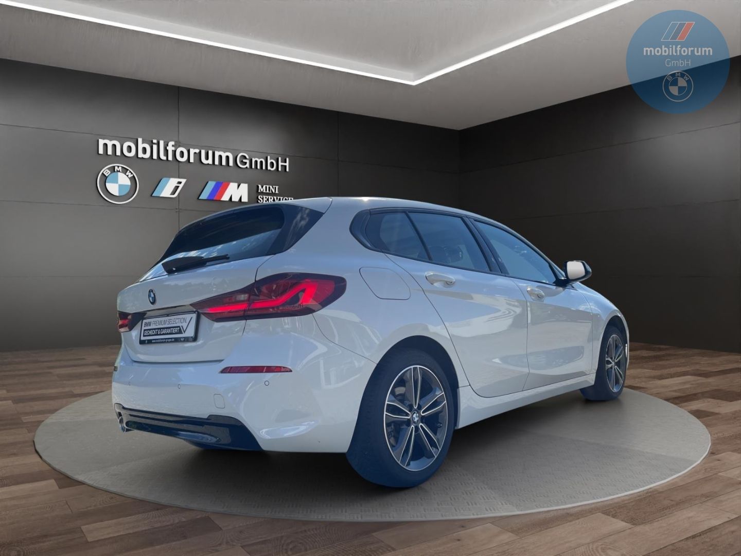BMW 118 i Sport Line Panorama LED Navi Prof DAB SHZ foto 3