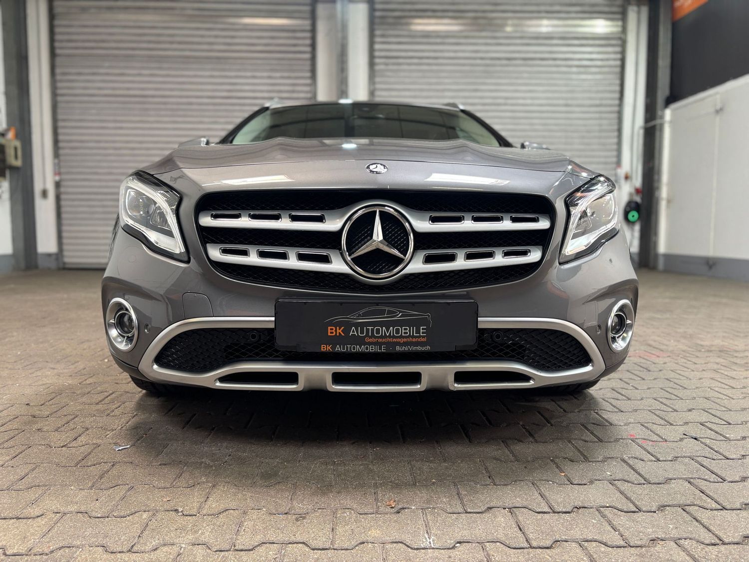 Fahrzeugabbildung Mercedes-Benz GLA 220 4 Matic#Klima#Navi#PDC