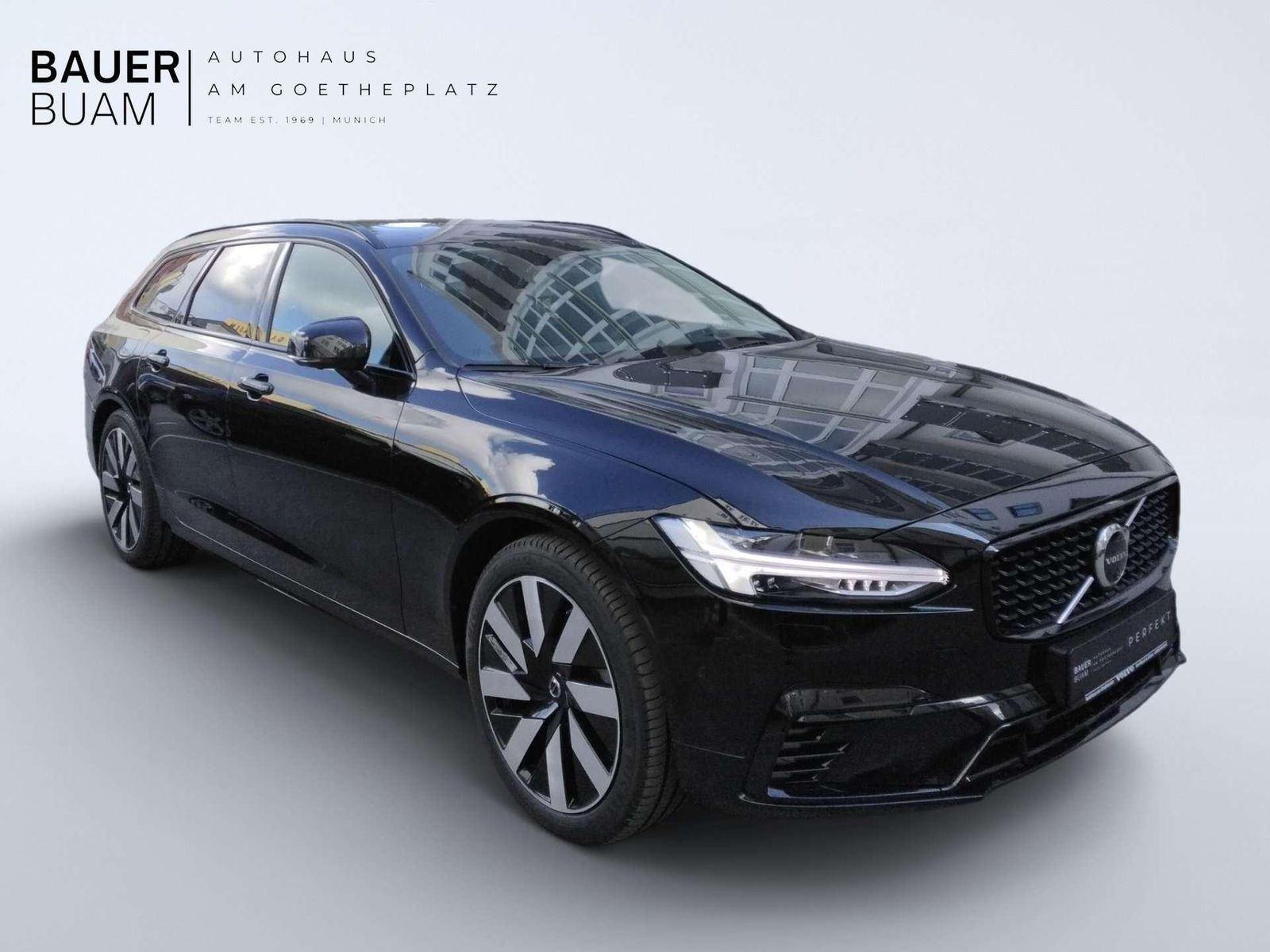 Volvo V90 Plus Dark Recharge Plug-In Hybrid AWD foto 2