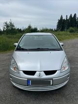 Mitsubishi Colt 1.3 30 Jahre 30 Jahre - silberne Mitsubishi Colt